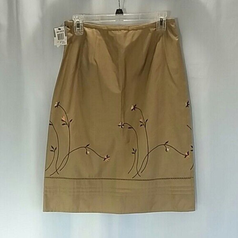 Alfani size 8 skirt pre owned *